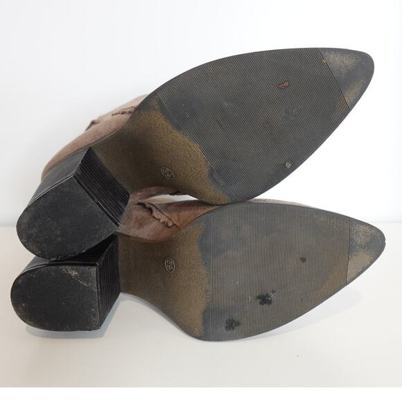 Candies Mocha Suede Ankle Boot / Booties/ Chunk Heel - Picture 9 of 10